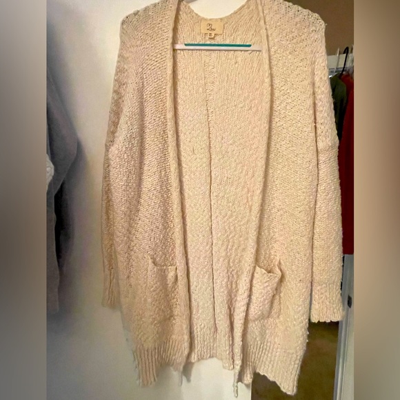Warm, cozy wrap around sweater with pockets. - Picture 1 of 2